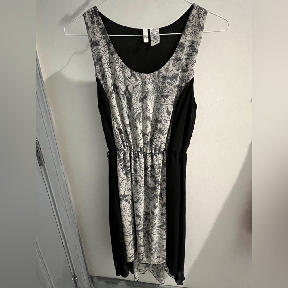Sami & Jo black and white lace high low dress size small